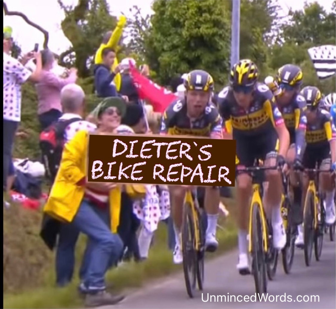 The Tour de France bike wreck sign